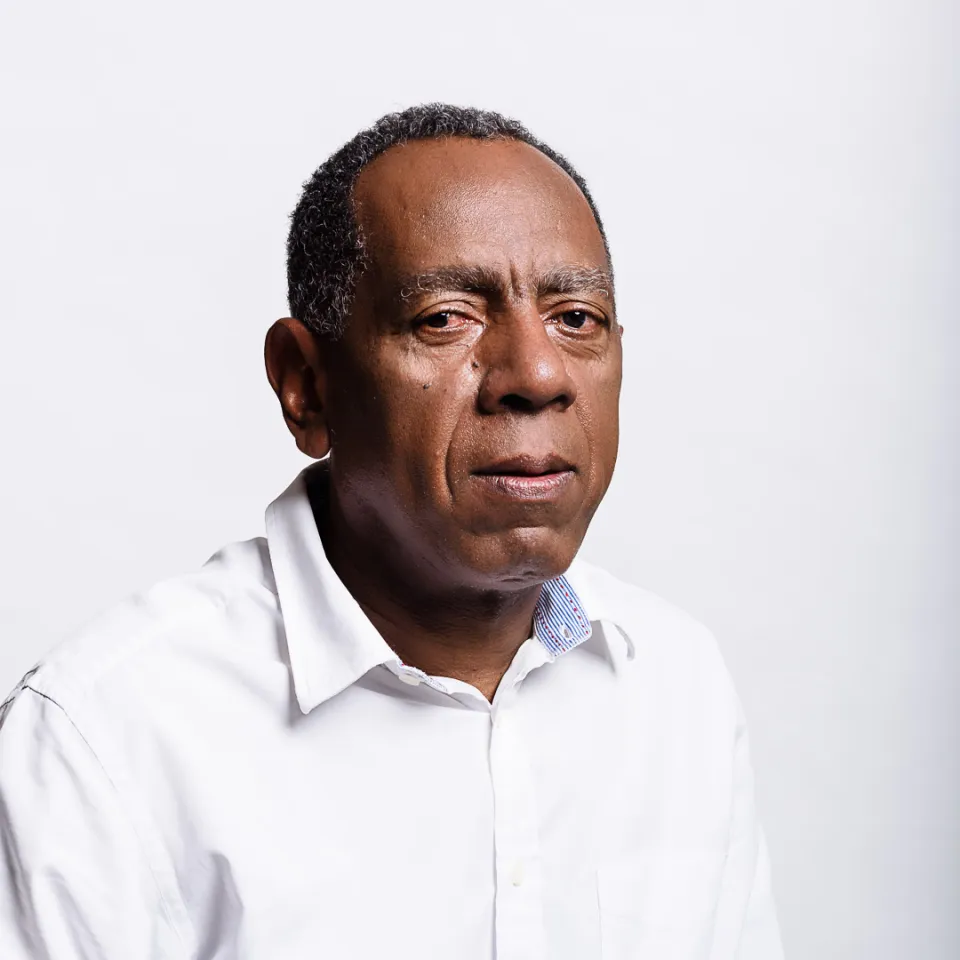 Maison en abandon manifeste à Fort-de-France en Martinique : l'avocat Max Bellemare est l'heureux propriétaire de cette charmante demeure