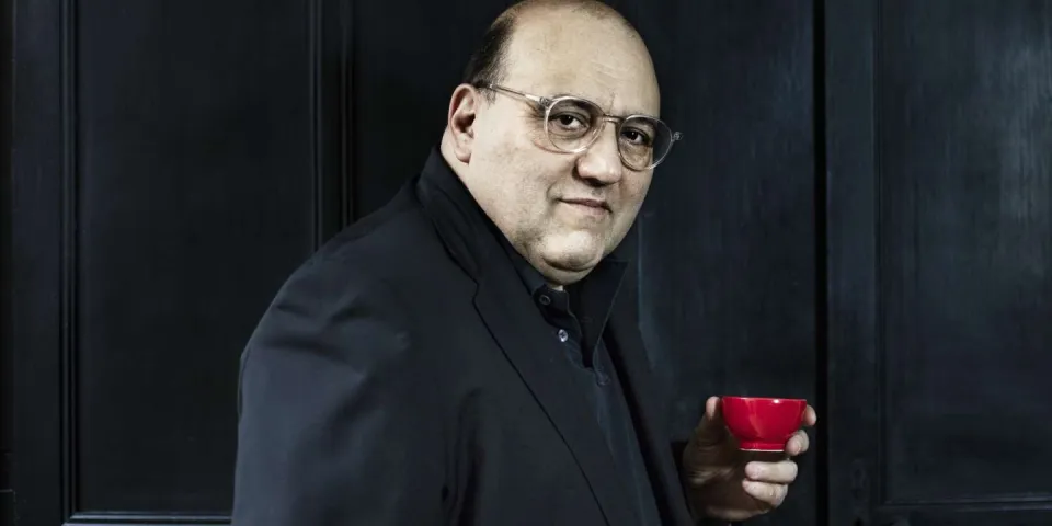 Comme beaucoup de français...Julien Dray n'a pas lu l'article 1 du Code Noir