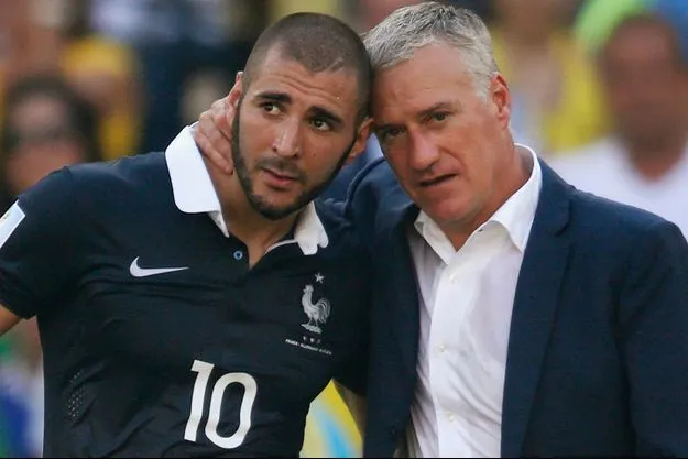 Didier Deschamps arrête de faire le CON...Karim Benzema revient en Équipe de France