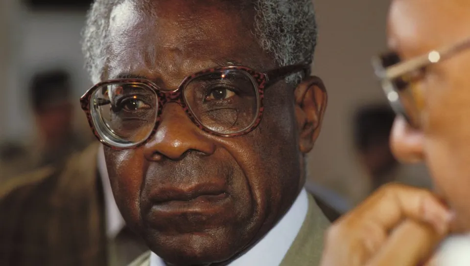 Prix des carburants en Martinique : quand je vous dis que ce fumiste de Serge Letchimy devrait prendre sa retraite...illégale