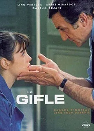 Macron...après l'oeuf...la gifle