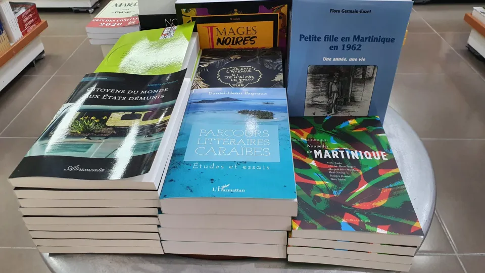 « Nouvelles de Martinique » disponible à Présence Kréol