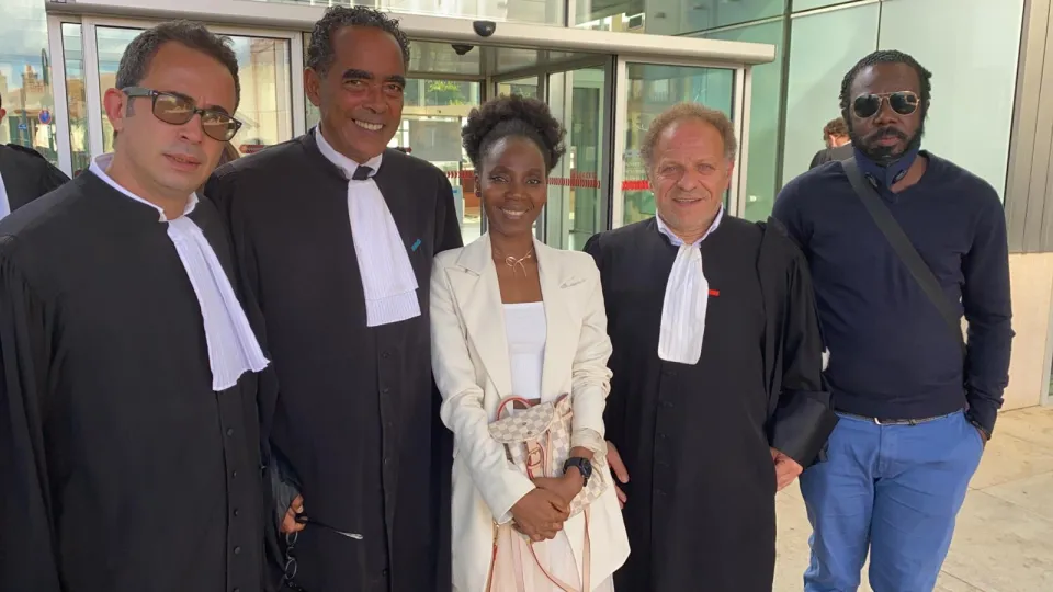 Procès du racisme à Pontoise en France le pays des droits de l'homme