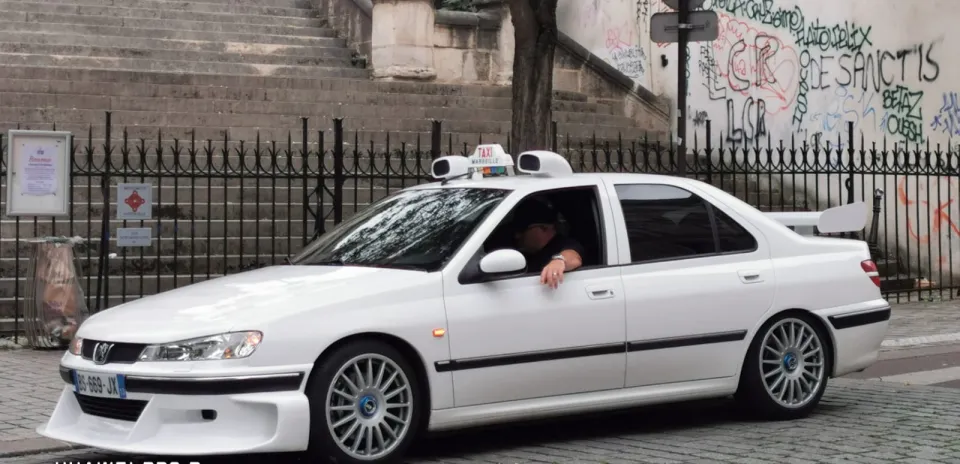 Images du jour 01/10/21 - Taxi - Paris -France