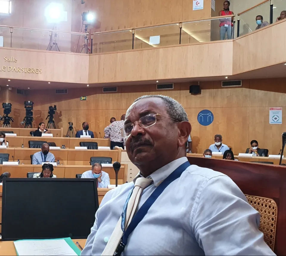 "Les élus de l'Assemblée de Martinique sont privés de présentiel"