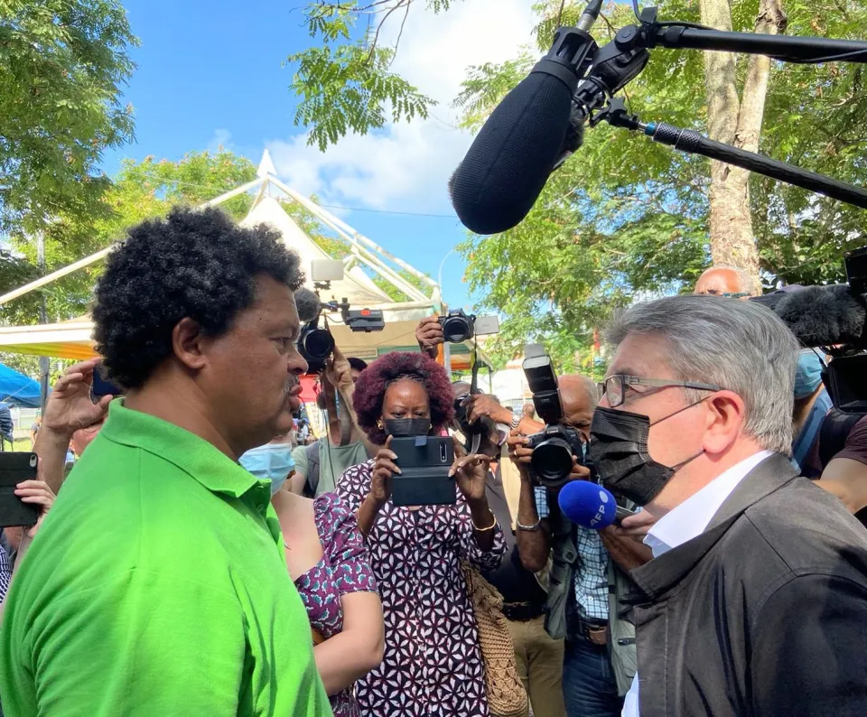 L'image du jour 15/12/21 - Guadeloupe - Jean-Luc Mélenchon - Élie Domota