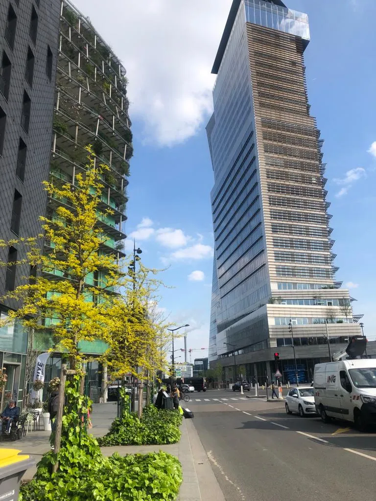 Troublant ZOOM sur la pauvreté à PARIS en...2022