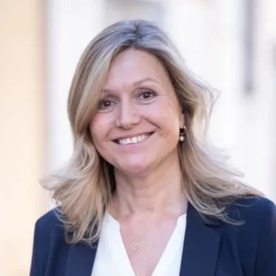 Puisque les DOM préfèrent les blondes...
