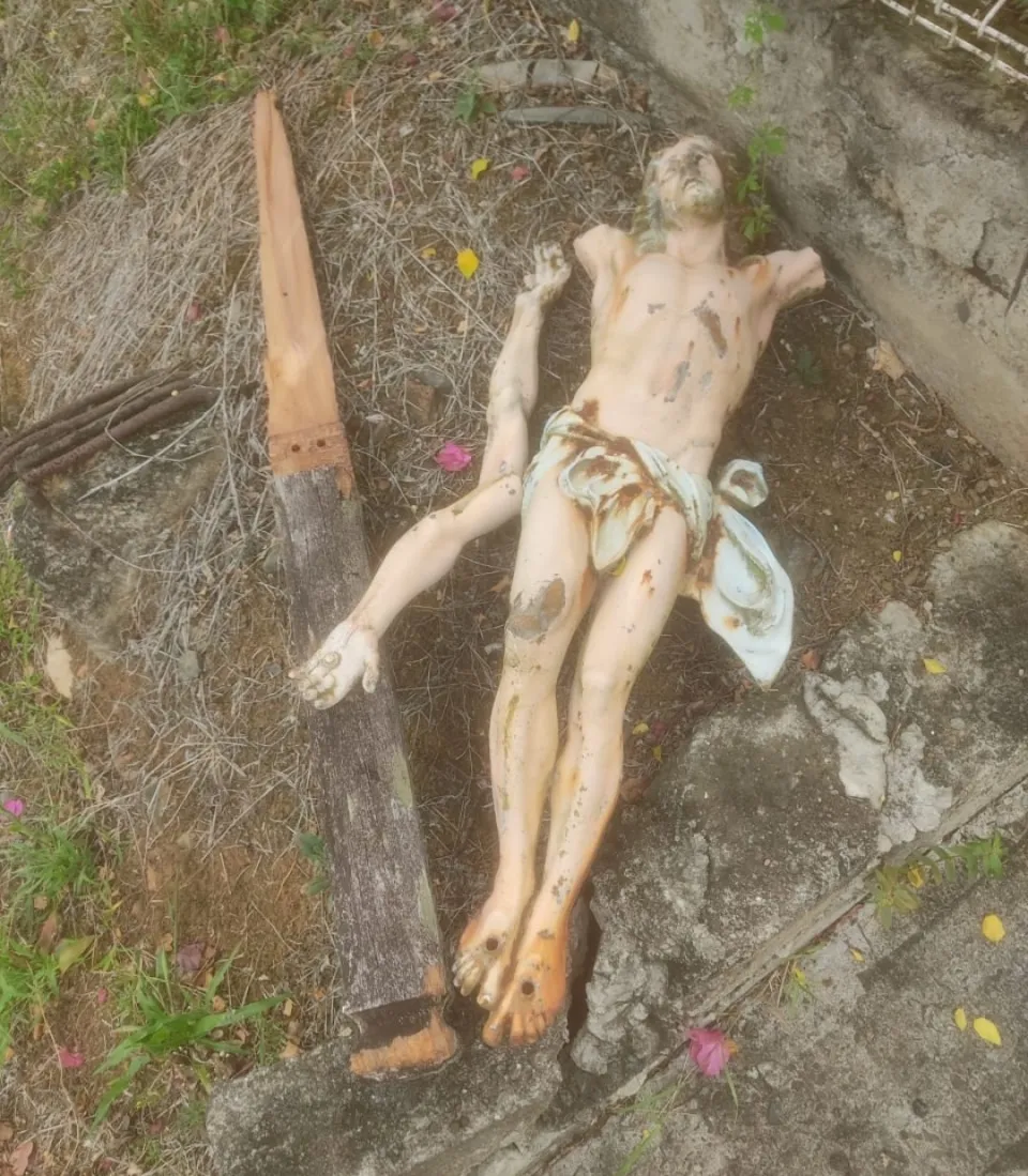 Martinique/Ducos : "et dire que c'est pour ces gens que Jésus a fait une croix sur sa vie..."