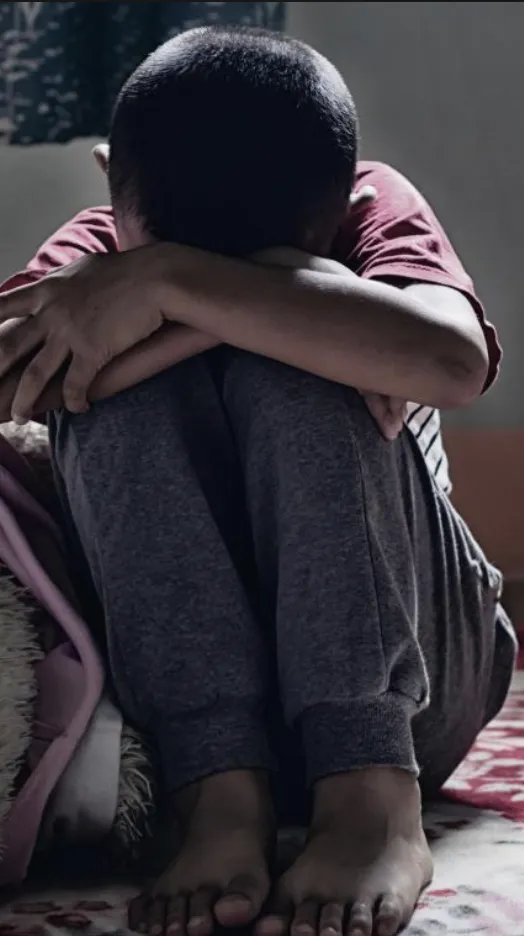 Un enfant souffre le martyre...entre la France et la Martinique...la justice aveugle ferme les yeux
