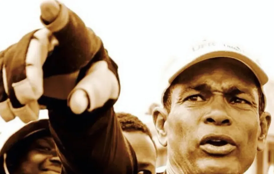 Interview exclusive de Félix Mérine le patron de UFR/Chanflor après la 3ème étape du Tour de la Martinique en yoles rondes