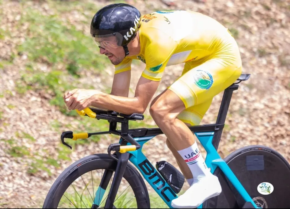 Tour cycliste de la Guadeloupe...l'étonnante défaillance d'Alexys BRUNEL