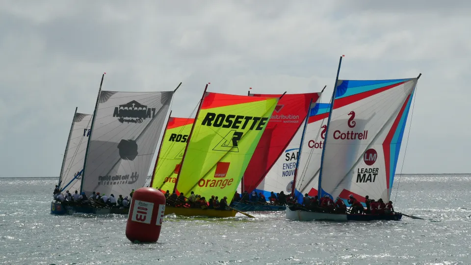 Yoles-Rondes de Martinique : SARA Energies Nouvelles/Autodistribution remporte le Mapipi 2022