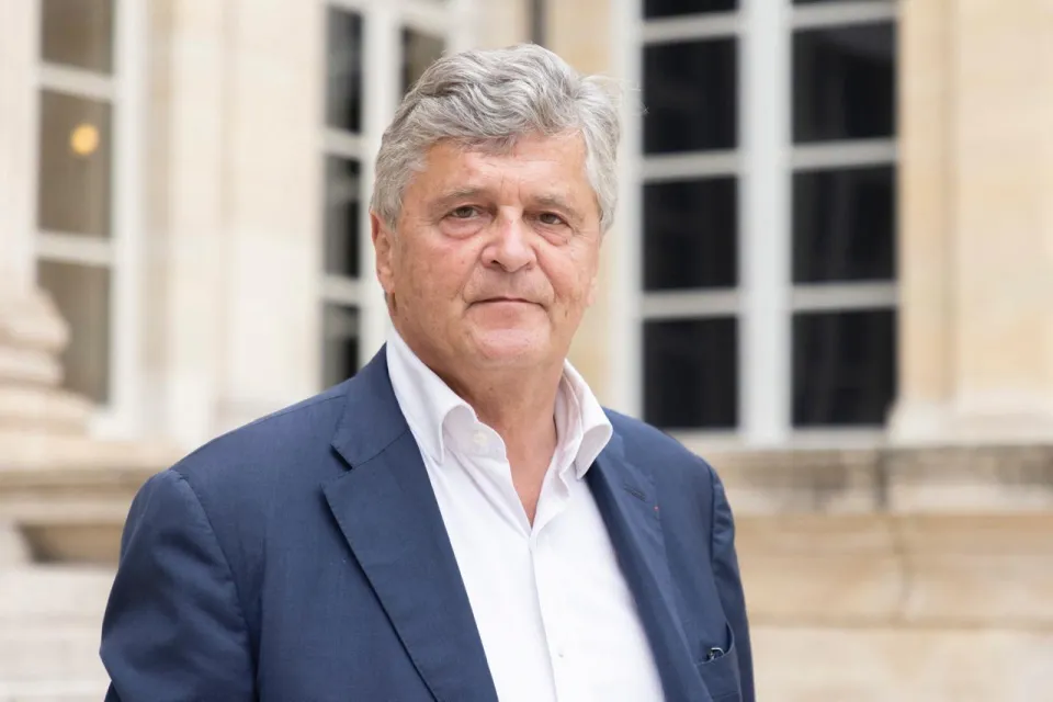 Quand une séance de l’Assemblée nationale française tourne à l’humiliation : le malaise provoqué par la réponse donnée à un député de la Guadeloupe