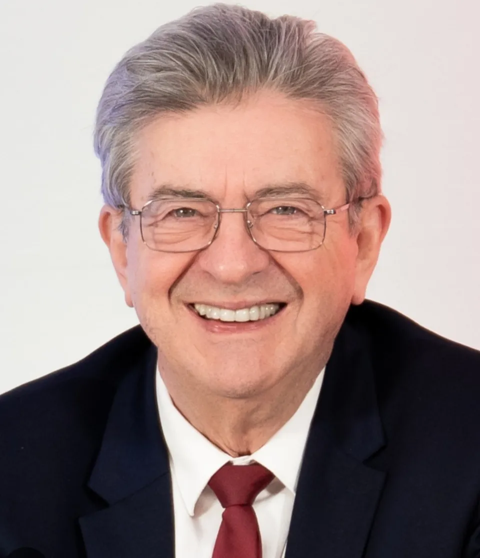 Jean-Luc Mélenchon terrasse Bruno Retailleau 