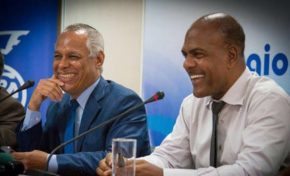 LUREL ET LETCHIMY S'OPPOSENT À UN AMENDEMENT VISANT À L'INTERDICTION DE L'ÉPANDAGE EN OUTRE-MER