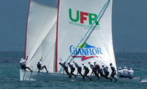 UFR Chanflor gagne le Festival de Yole de Martinique