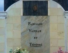 Ce jour, je suis allé prier sur la tombe d'André #Aliker