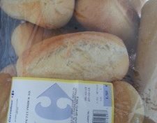 Petits pains x10 : Carrefour Sainte Clothilde (#Réunion) => 1,92€  Carrefour Génipa (#Martinique) => 2,05 €