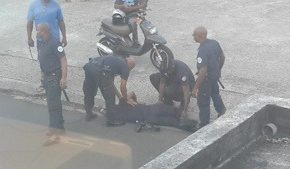 #Martinique : un motard fonce sur un policier et le renverse