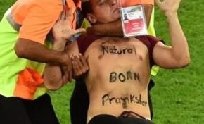 Le #streaker qu'on n'a pas vu à la télévision