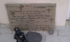 #Quimbois devant la mairie de Basse-Pointe en #Martinique ?