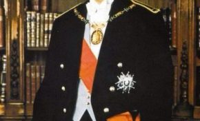 Il y a 50 ans, de Gaulle était déjà plus "décontracté" que Brice Hortefeux