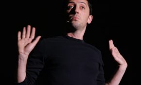 Quand Gad #Elmaleh niait avoir un compte en Suisse