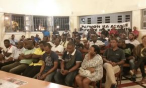 A Pâques...pas de pacte...La grève continue...