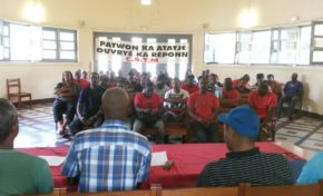#Martinique : la #CSTM rejette une médiation à la con dans le conflit #Sotravom