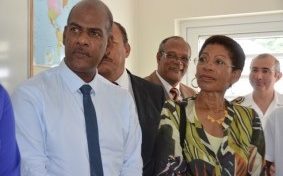 Quand les sargasses agacent...George Pau-Langevin recadre Serge Letchimy