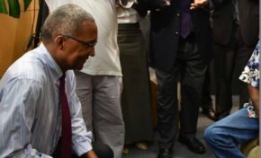 20 juillet 2015...peau noire et masque bwana