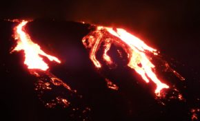 Le piton de la Fournaise surfe sur le débris du vol HM370