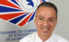 Manuel Baudouin...pourquoi tu rigoles ?