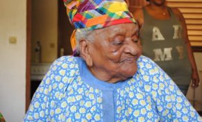 La France est un pays de race blanche...sa doyenne est...noire