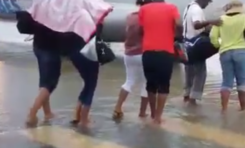 Aéroport Aimé Césaire les pieds dans l'eau sur le tarmac