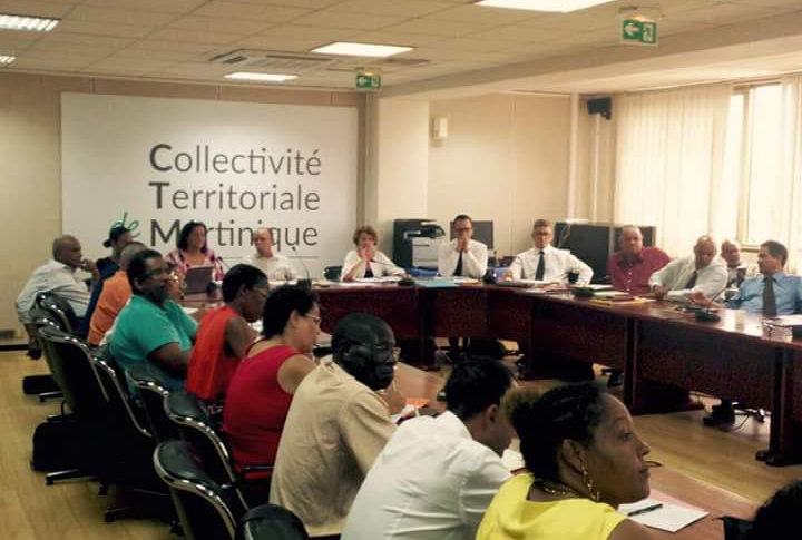 Le Lycée Schoelcher se libère en Martinique