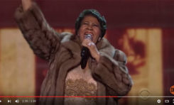 Aretha Franklin casse le Barack, il pleure... (vidéo)