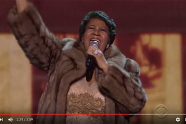 Aretha Franklin casse le Barack, il pleure... (vidéo)