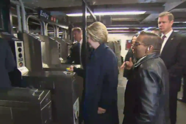 En terre inconnue : Hillary Clinton prend le métro + Top 3 français