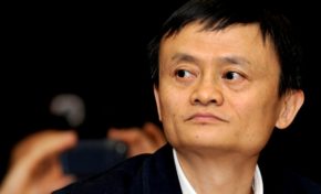 Ali reste baba, et déprime avec son argent.