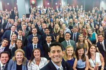 USA : Paul Ryan, vous présente tous ses stagiaires... oh wait !