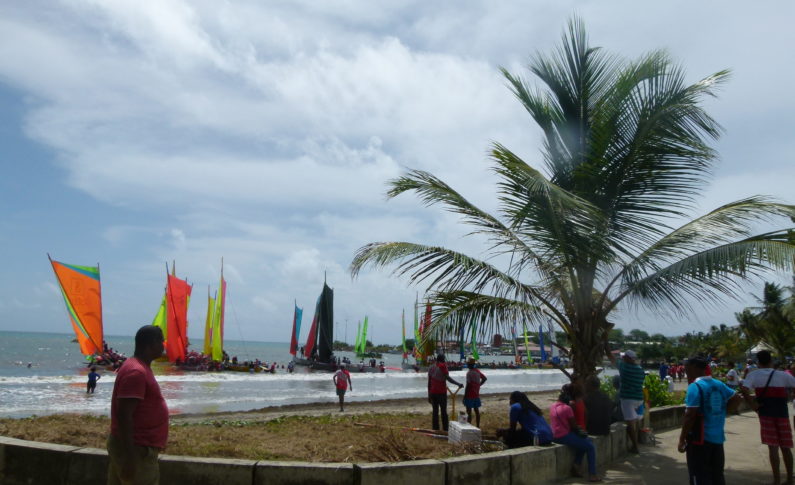 Le Tour  de Martinique des Yoles-rondes... on débat !
