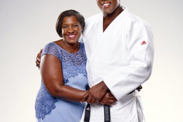 "Ma maman et moi on vous donne RDV demain..."