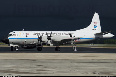 Le chasseur de tempête est dans la place.