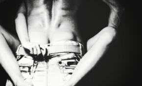 Pendant que Nilor baise dans les ascenseurs Serge Letchimy travaille