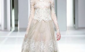Fashionweek, Galia Lahav habille la femme en jouant sur la transparence...