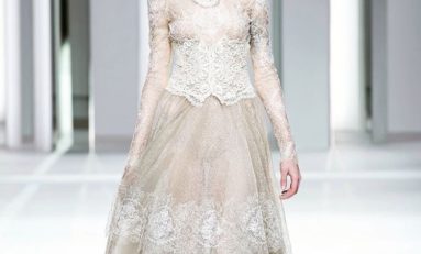 Fashionweek, Galia Lahav habille la femme en jouant sur la transparence...