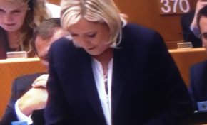 Marinegate: FN  vs OLAF Marine Le Pen veut porter plainte contre l’Office européen de lutte antifraude (Olaf).