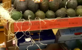 Le prix du kilo de letchis décoiffe  à Paris